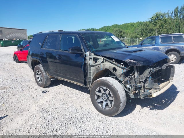 Salvage Toyota 4Runner Image