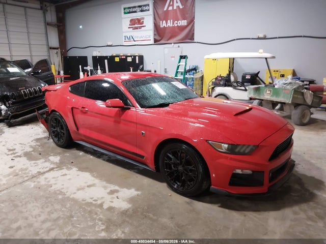 Salvage Ford Mustang Image
