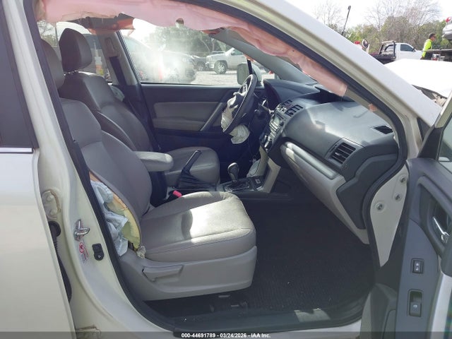 Subaru Forester 2.5i Touring