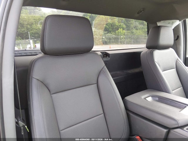GMC Sierra 1500 4wd  Long Box Pro