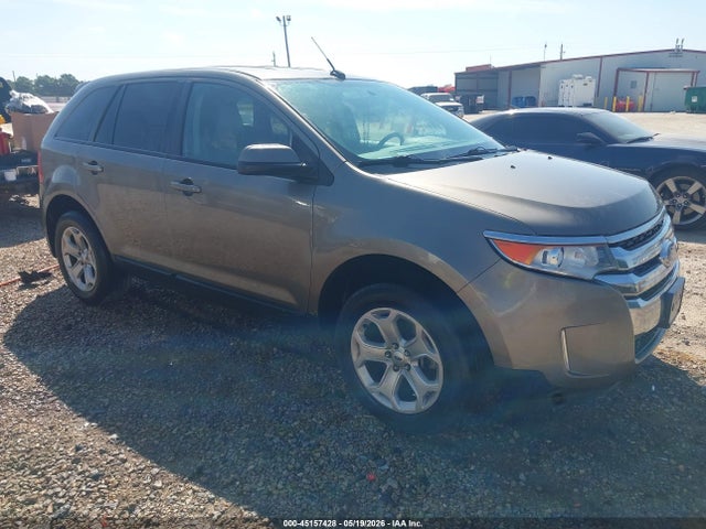 Salvage Ford Edge Image
