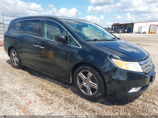 Salvage Honda Odyssey Image