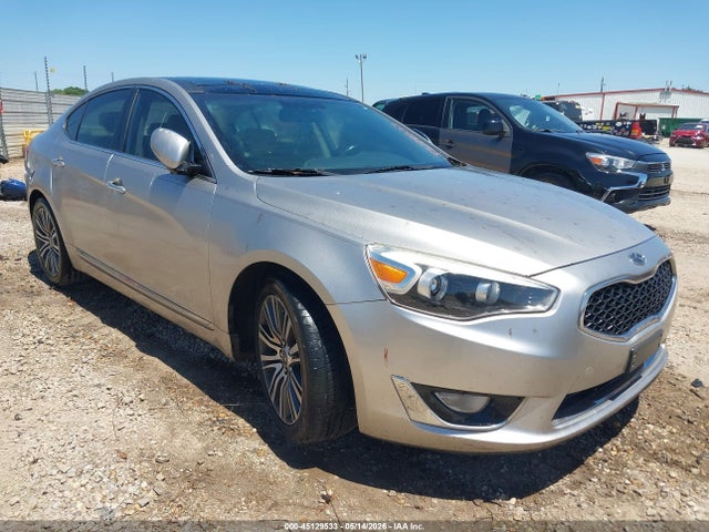 Salvage Kia Cadenza Image