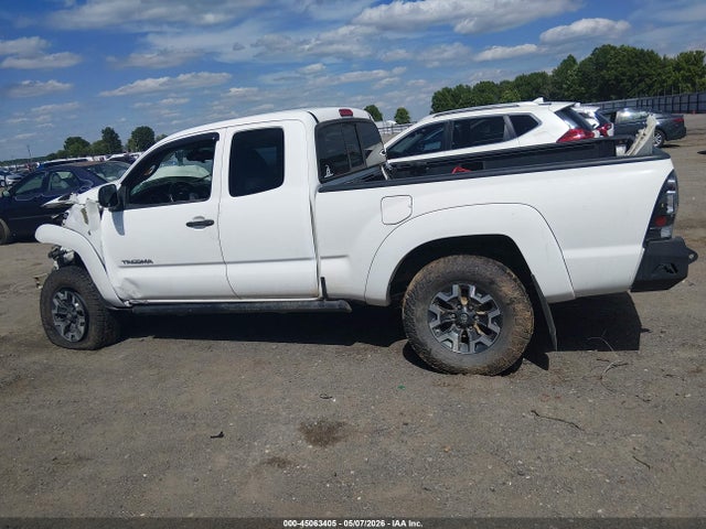 Toyota Tacoma Base V6
