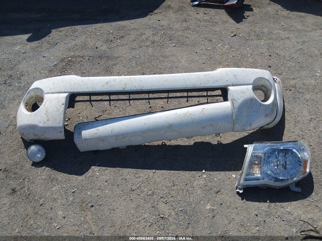 Toyota Tacoma Base V6