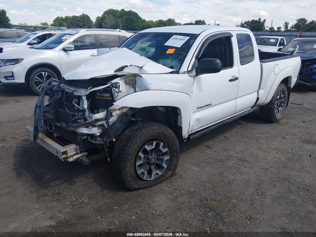 Toyota Tacoma Base V6