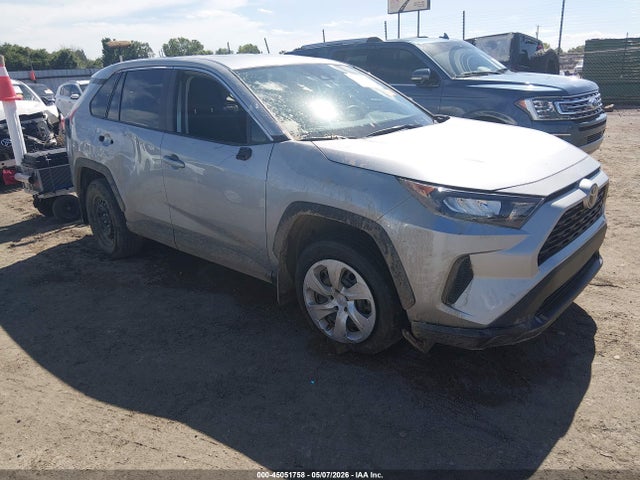 Salvage Toyota RAV4 Image