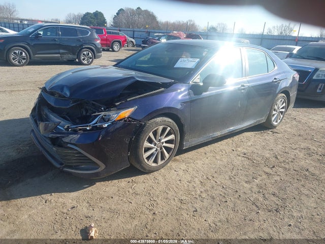 Toyota Camry Le