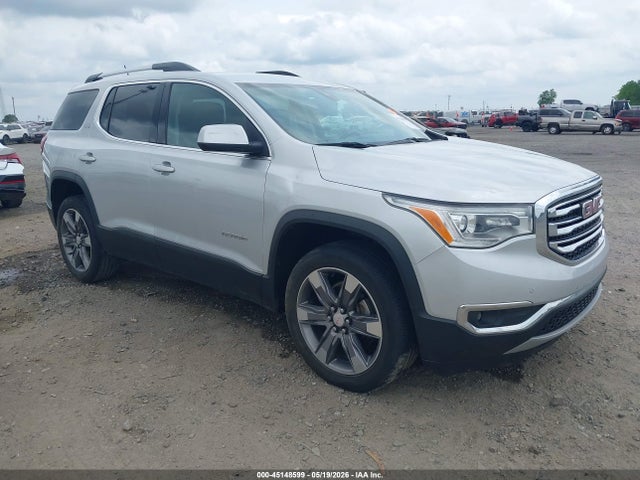 Salvage GMC Acadia Image