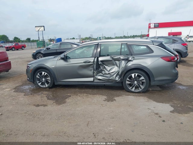 Buick Regal TourX Awd Essence