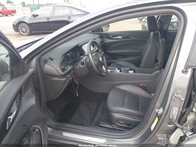 Buick Regal TourX Awd Essence