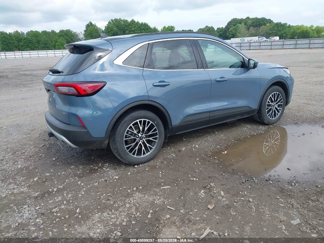 Ford Escape Phev