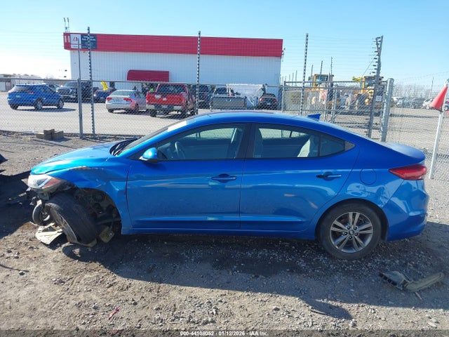 Hyundai ELANTRA Sel