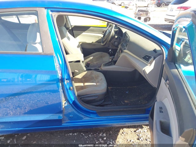 Hyundai ELANTRA Sel