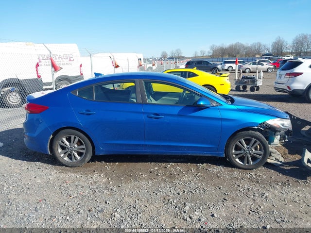 Hyundai ELANTRA Sel