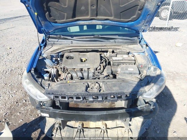 Hyundai ELANTRA Sel