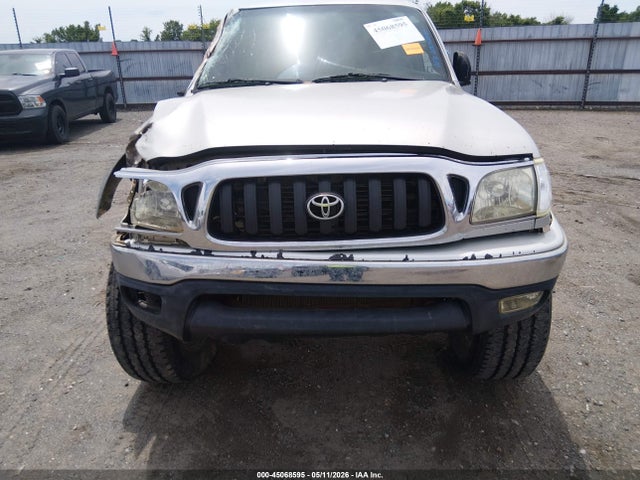 Toyota Tacoma Base V6