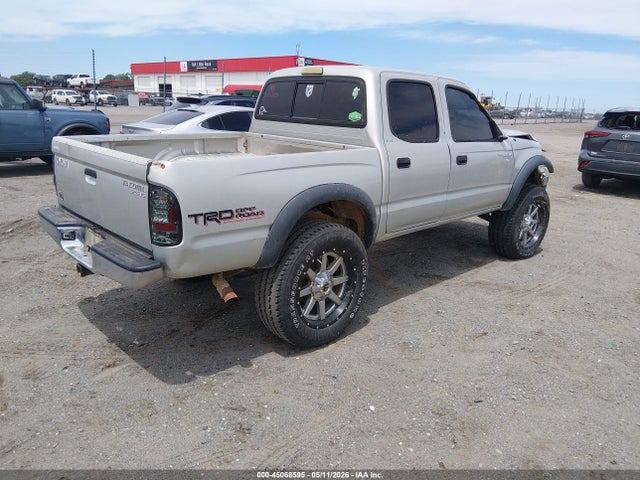 Toyota Tacoma Base V6