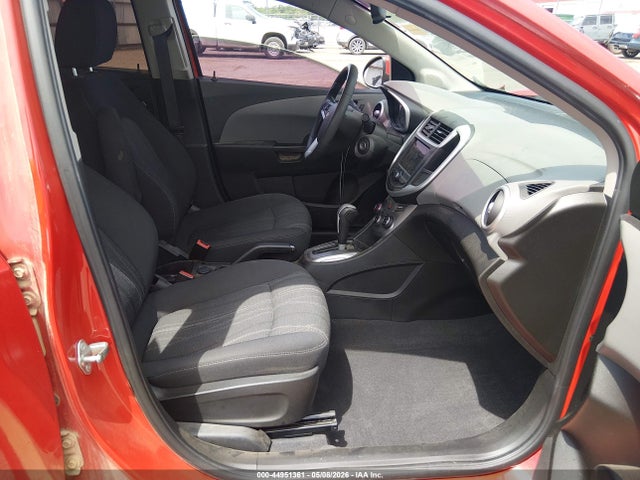 Chevrolet Sonic Lt Auto