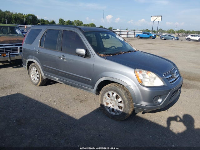 Salvage Honda CR-V Image