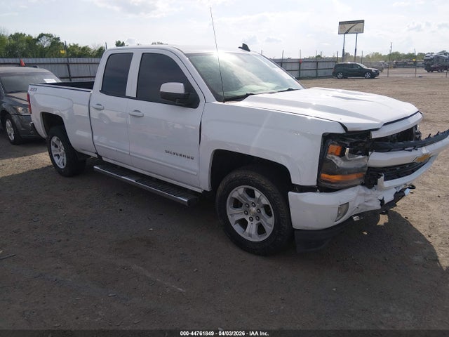 Salvage Chevrolet Silverado 1500 Image