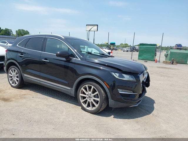 Salvage Lincoln MKC Image