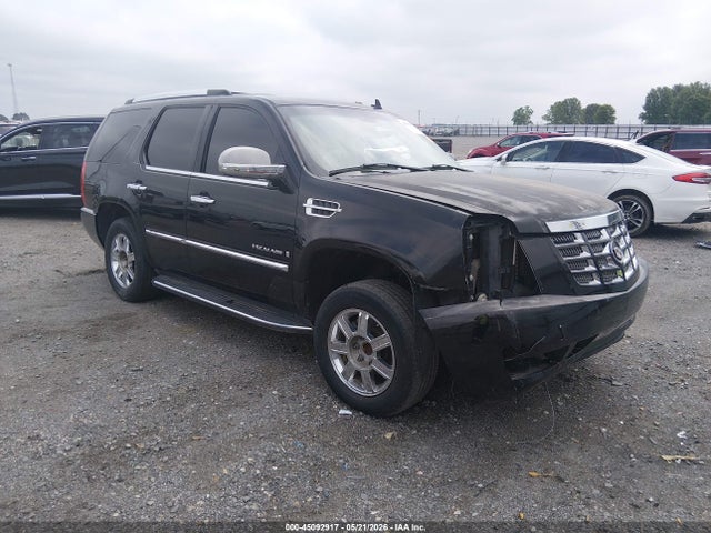 Salvage Cadillac Escalade Image