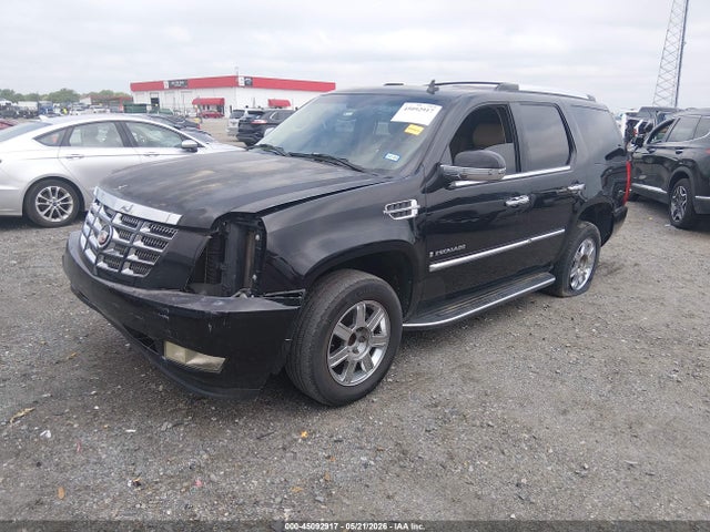 Cadillac Escalade Standard