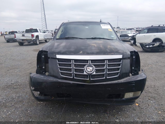 Cadillac Escalade Standard