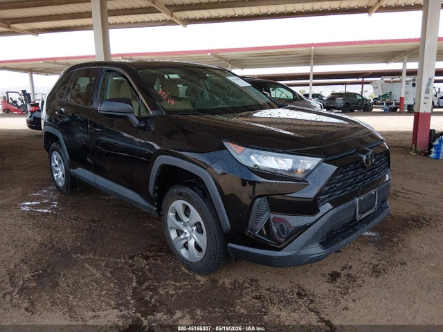 Salvage Toyota RAV4 Image