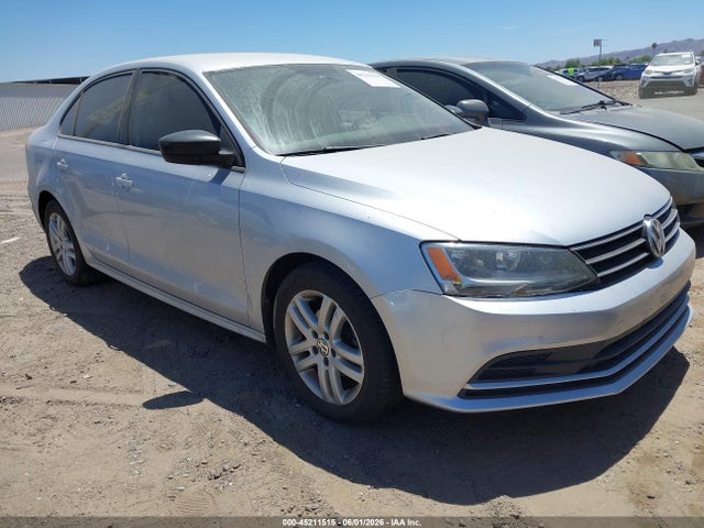 Salvage Volkswagen Jetta Image