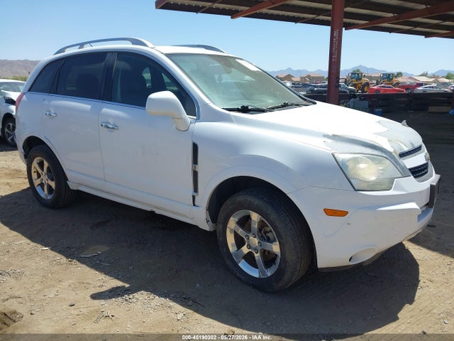 Salvage Chevrolet Captiva Image