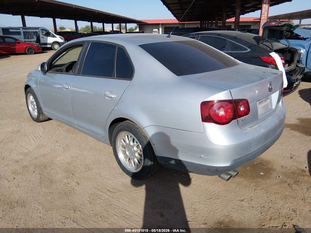 Volkswagen Jetta S