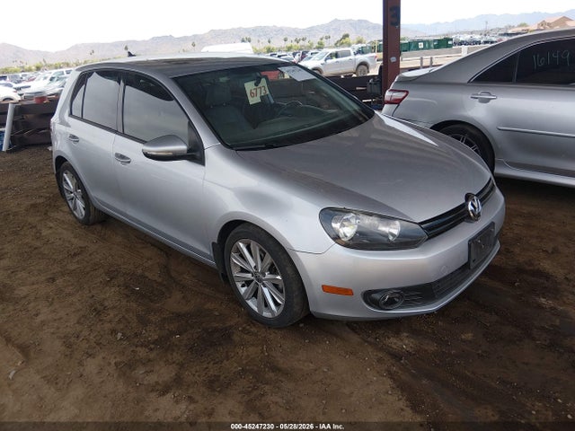 Salvage Volkswagen Golf Image