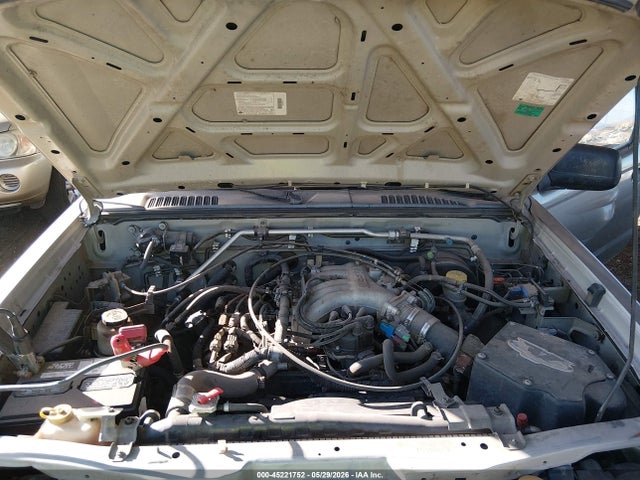 Nissan Frontier Xe-v6