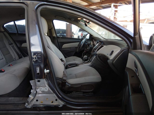 Chevrolet Cruze 1lt Auto