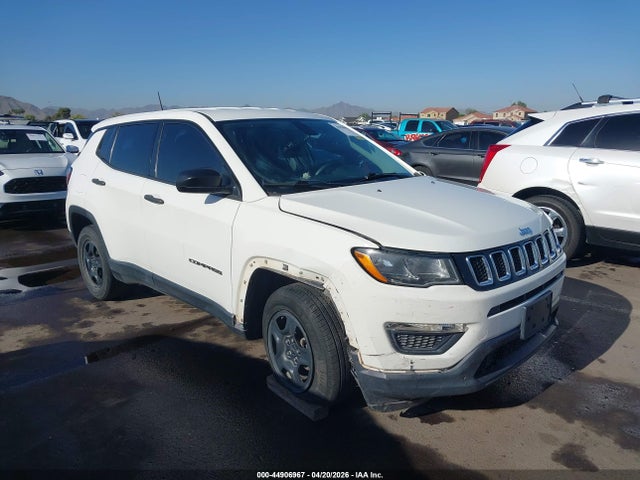 Salvage Jeep Compass Image