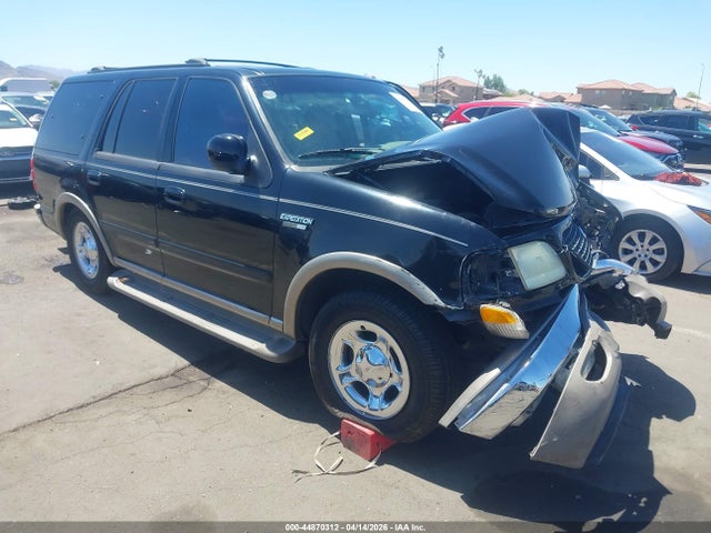 Salvage Ford Expedition Image