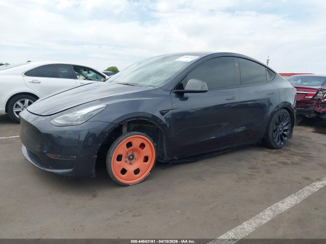 Tesla Model Y Performance Dual Motor All-wheel Drive