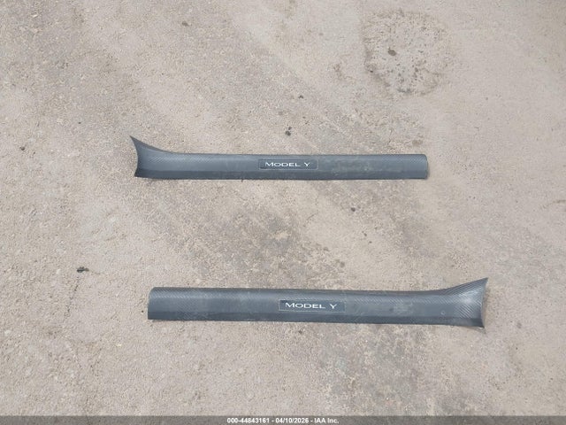 Tesla Model Y Performance Dual Motor All-wheel Drive