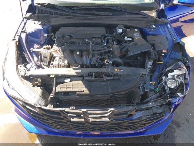 Hyundai ELANTRA Sel