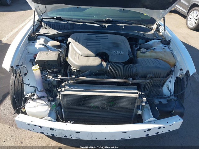 Dodge Charger Sxt Awd