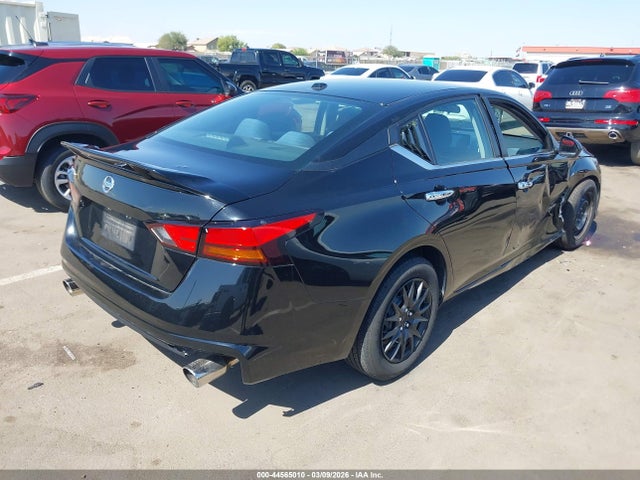 Nissan Altima S Fwd