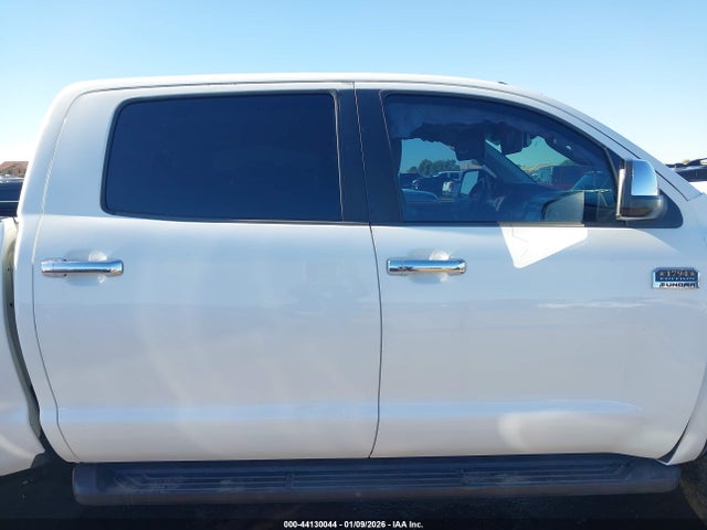 Toyota Tundra 1794 5.7l V8