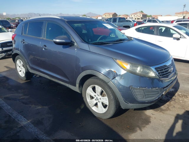 Salvage Kia Sportage Image