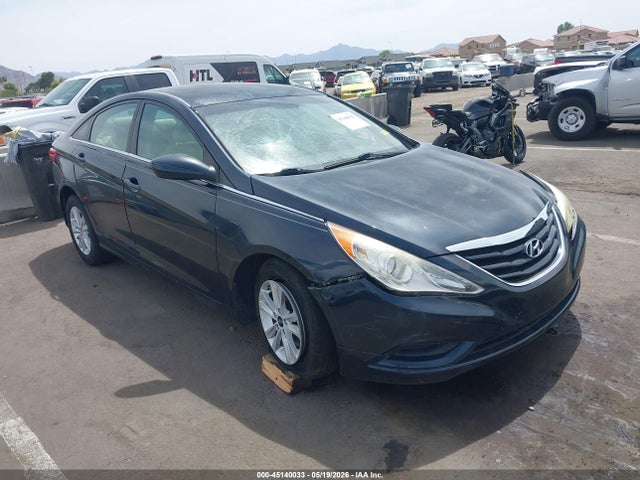 Salvage Hyundai SONATA Image