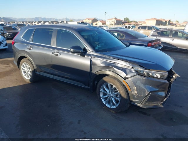 Salvage Honda CR-V Image