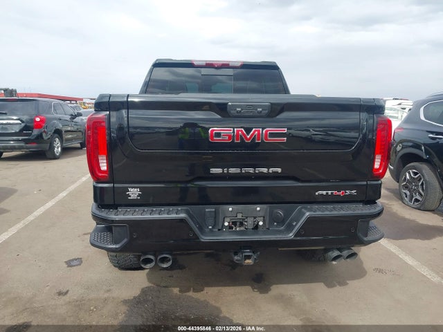 GMC Sierra 1500 4wd  Short Box At4x