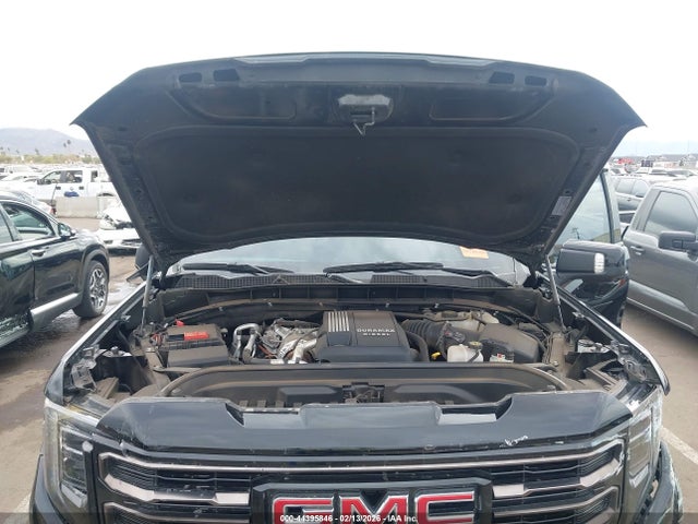 GMC Sierra 1500 4wd  Short Box At4x