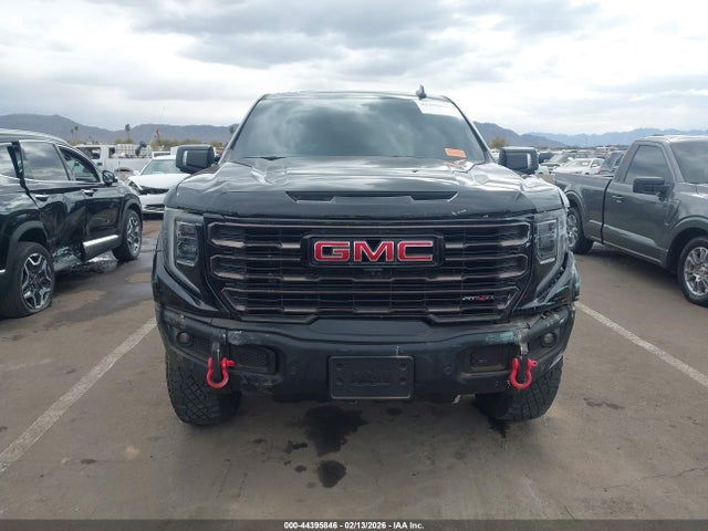 GMC Sierra 1500 4wd  Short Box At4x